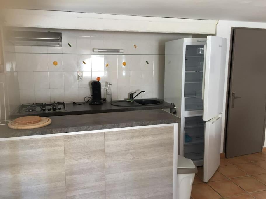 Bandol T3 Rdj Plage 5 Mn A Pied-Port 10 Mn-Parking Exterior photo